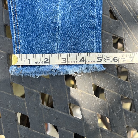 SALE! Old Navy Rock Star jeans - Picture 13 of 13